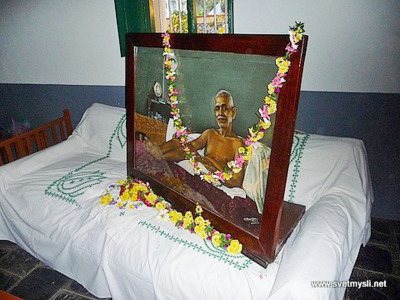 Ramana-Meditation-Hall