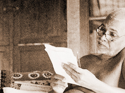 Ramana-Reading-color